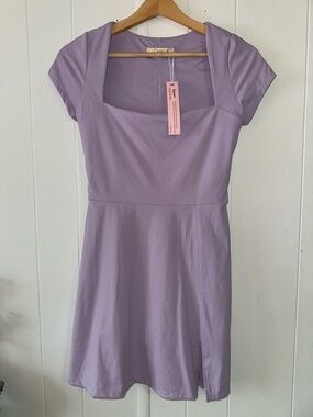 Qinsen Lilac Square-Neck Fit & Flare athletic Dress - Women size small